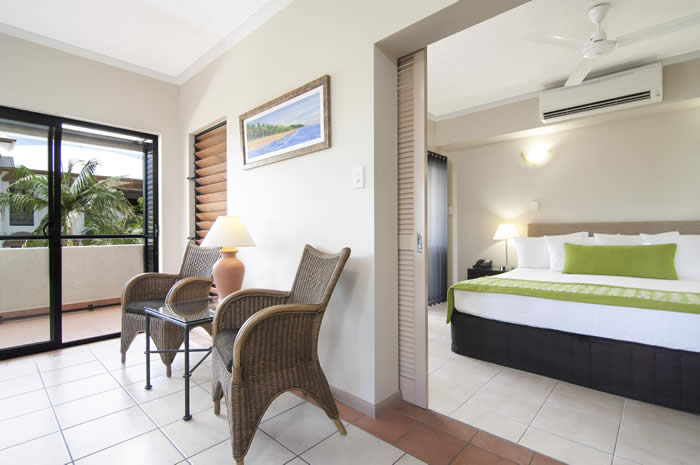 regal-port-douglas-accommodation-1bedder